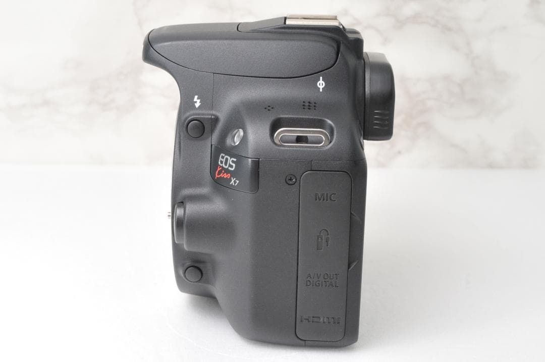 ショット数新品級❣️Canon EOS Kiss X7⭐️スマホ転送 キヤノン