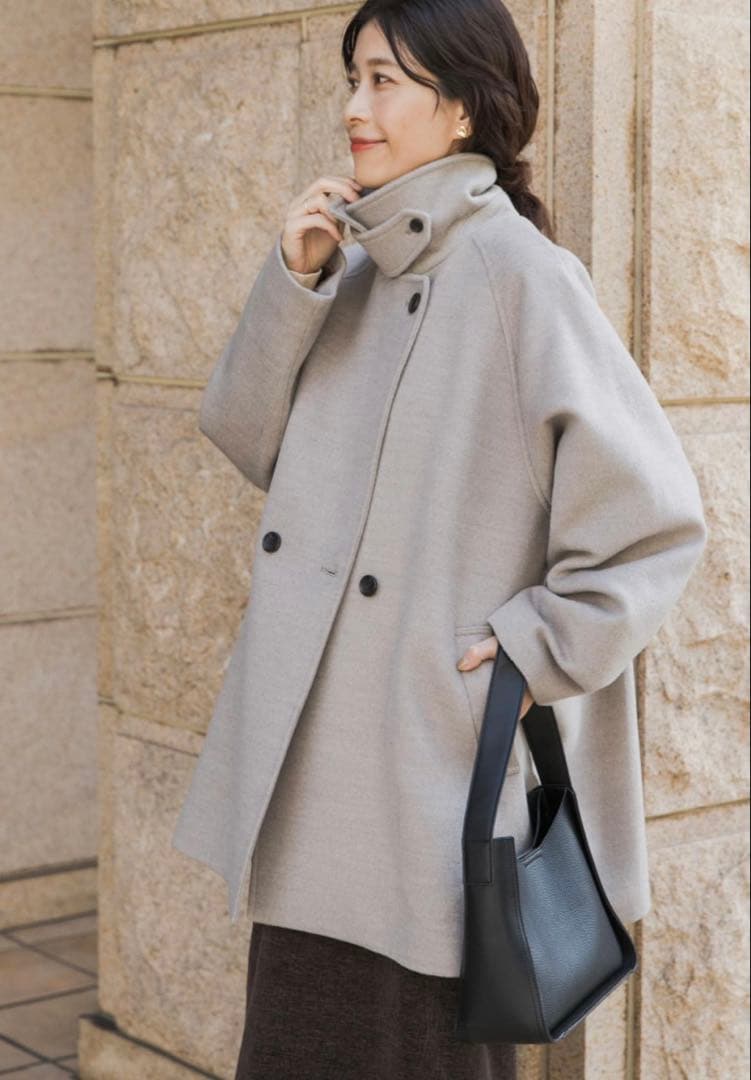 【完売品】『UR TECH』ミドル丈コート ベージュ