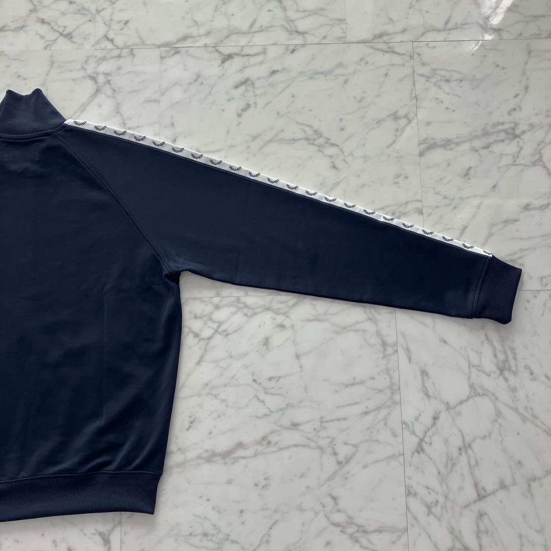 【美品】FRED PERRY トラックジャケット ネイビー ポルトガル製 Ｍ
