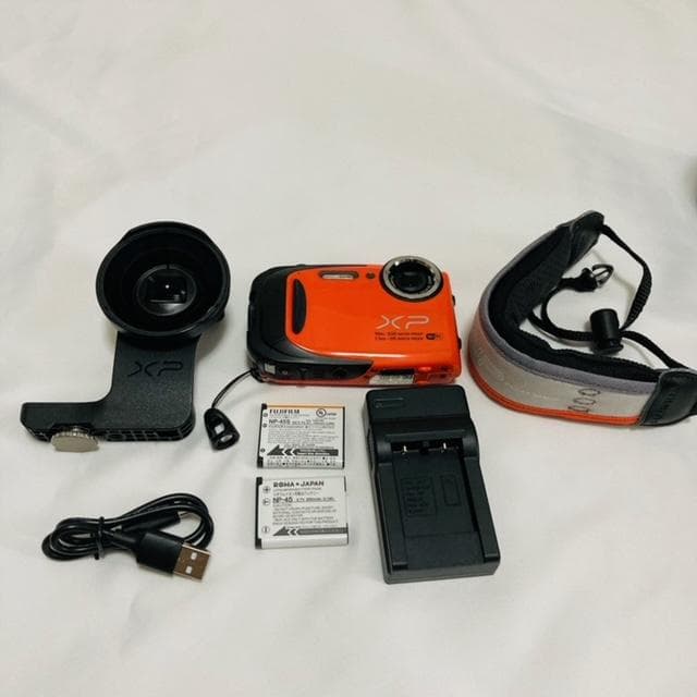 FUJIFILM FinePix XP70 防水 オレンジ デジカメ　おまけあり