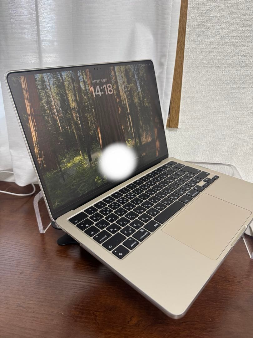 超美品MacBookAir M2 スターライト 8GB 充放電回数8回　カバー付