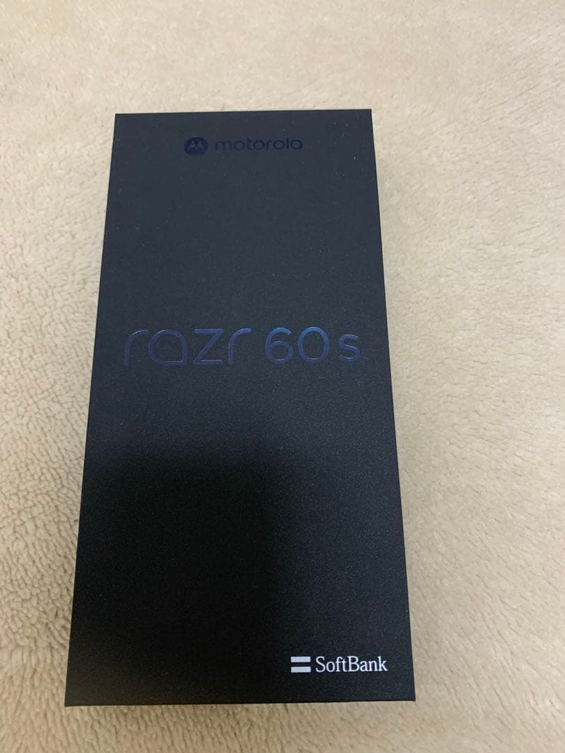 年末セール　motorola razr 60s ピンク 256GB