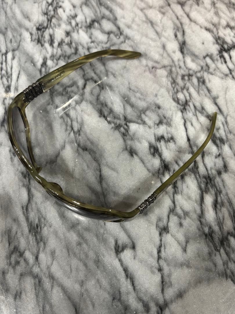 miu miu ミュウミュウ サングラス SMU03H カーキ