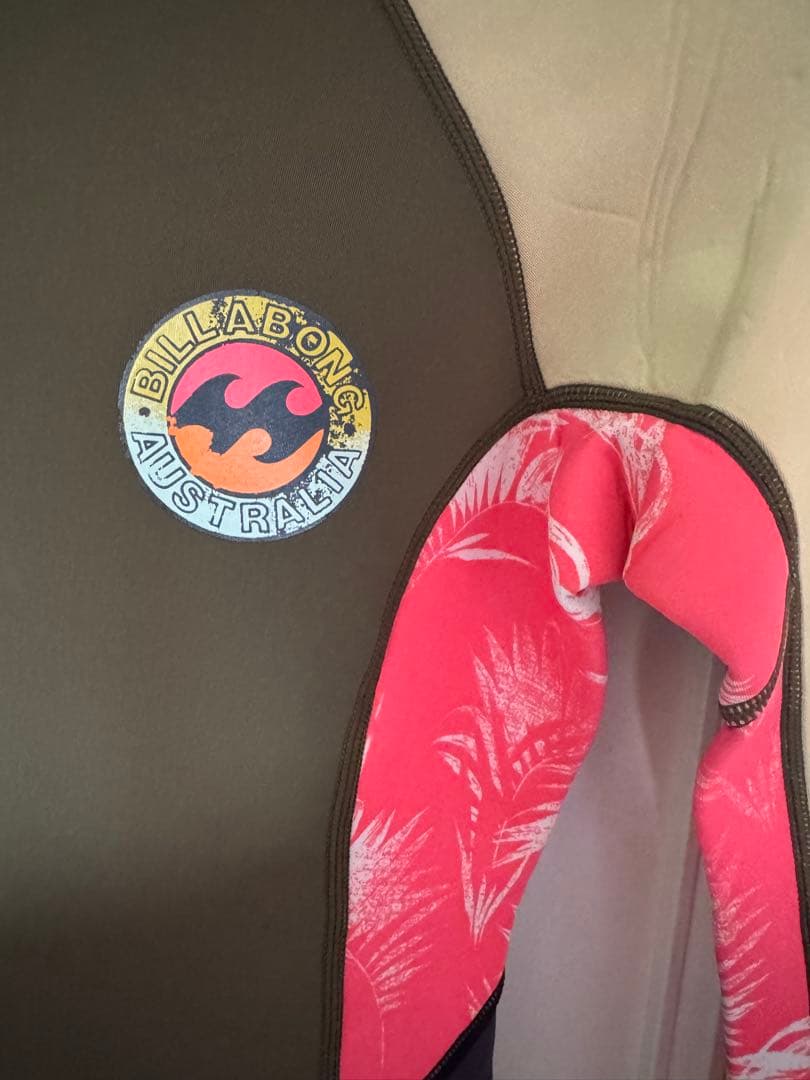 未使用タグ付❤︎BILLABONG ビラボン ウェットスーツ Lサイズ