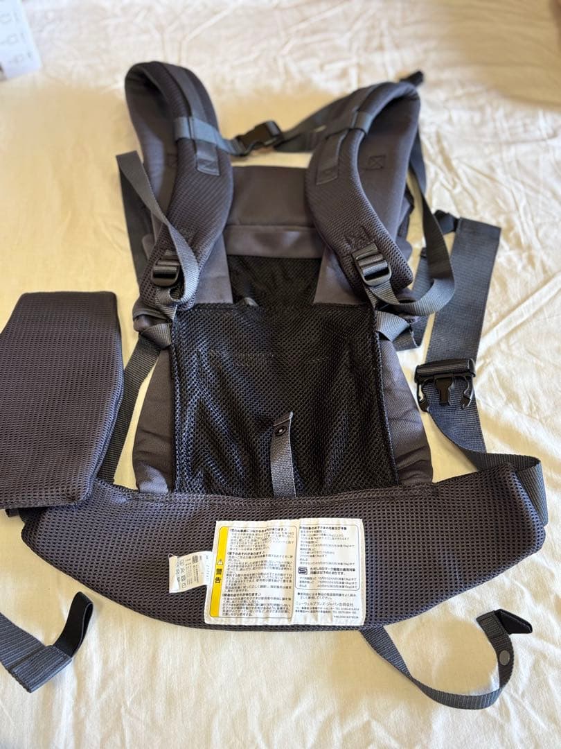 Aprica Lactis 抱っこ紐　　ダークグレー