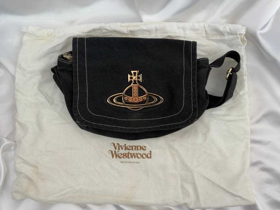 ヴィヴィアンウエストウッド ショルダーバッグ 金オーブ エッジウェア 黒