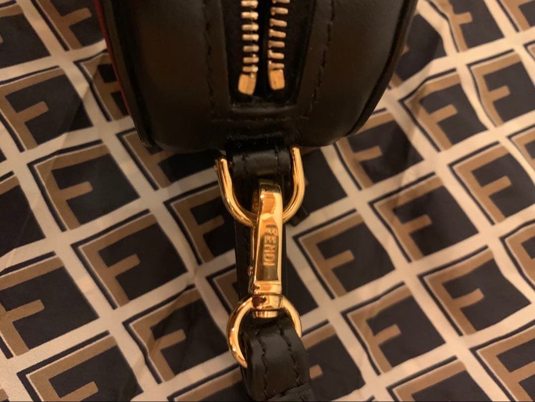 最終価格　FENDI エコバッグチャーム