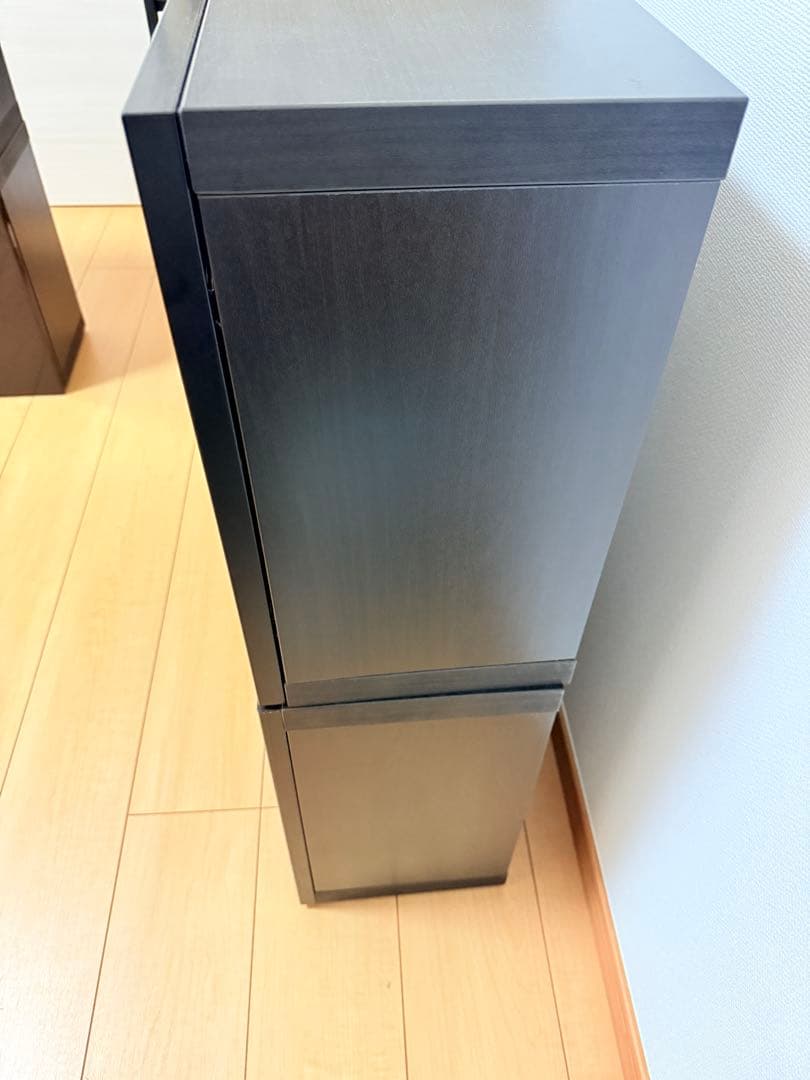 IKEA ベストー　ブラックキャビネット ミラー仕上げ　2個セット