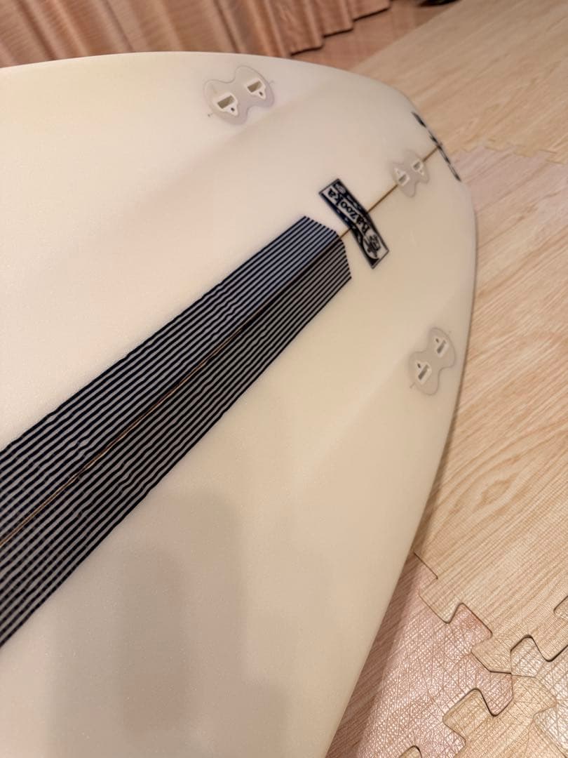 COLE BAZOOKA 5.11 ボード フィン リーシュ ケース付