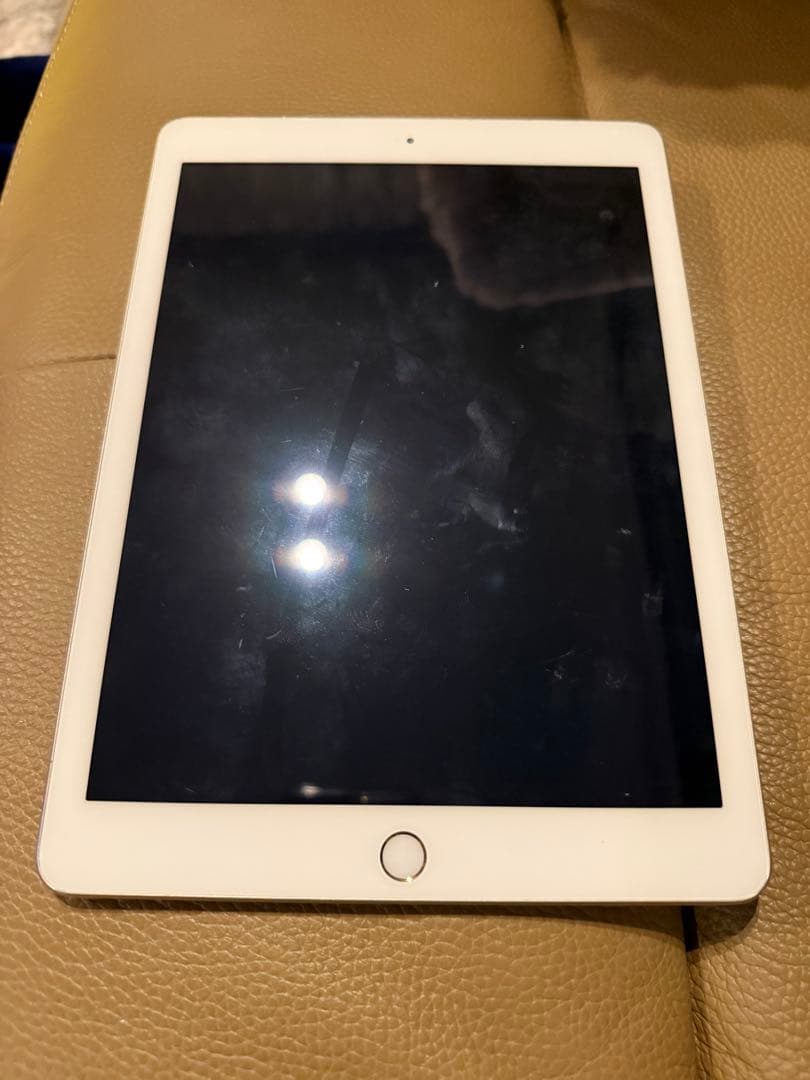 Apple iPad (第5世代) 32GB SIMフリー