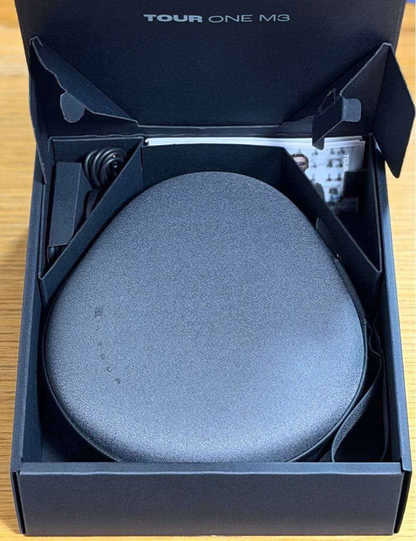 【超美品】 JBL TOUR ONE M3 ブラック