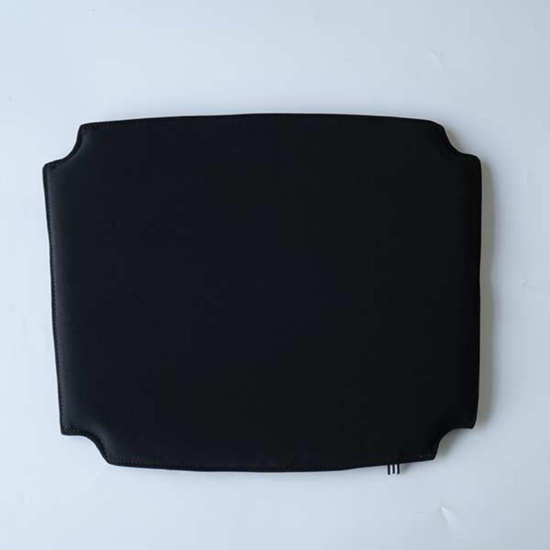 Yチェア専用シートクッション　新品未使用