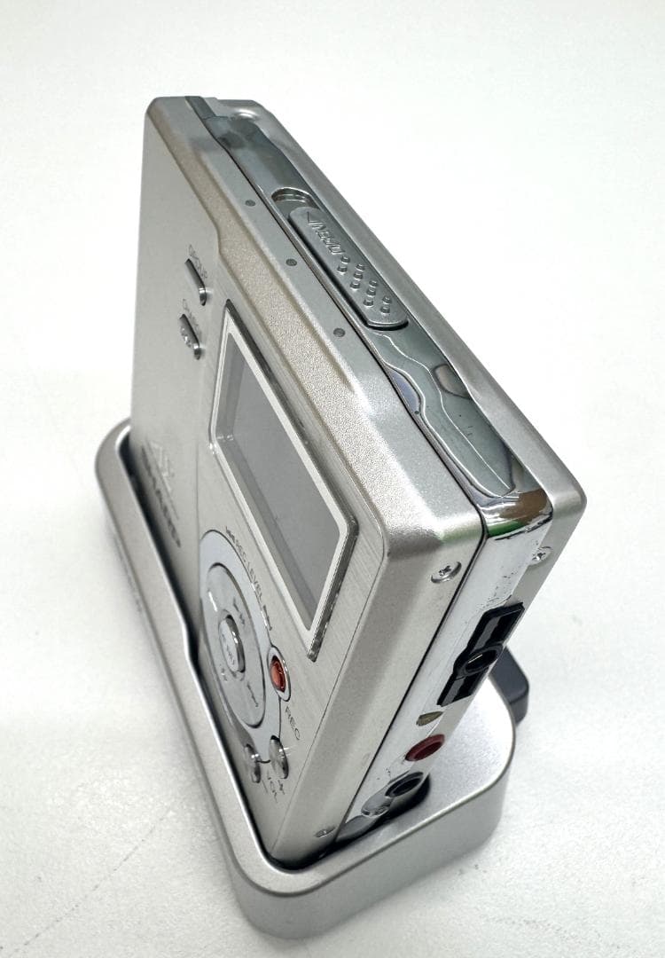 ★SHARP ポータブルMDプレーヤー Auvi MD-DR77