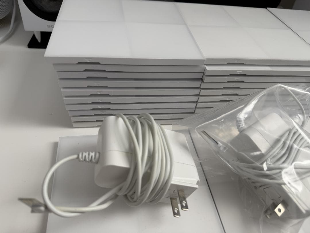 Nanoleaf Canvas 40枚セット (コントロールスクエア2枚含む)