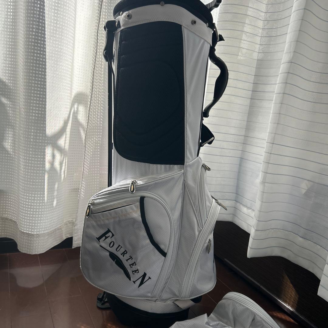 Fourteen キャディバッグ ホワイト