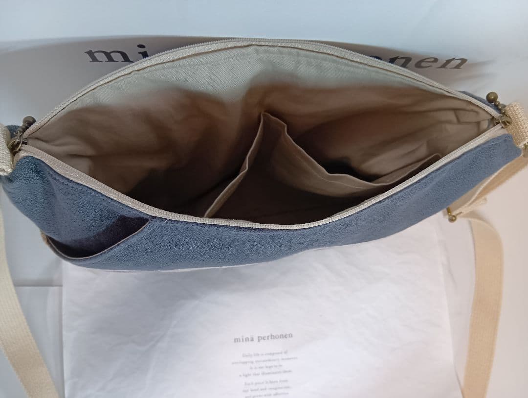 保温保冷ポケット付き♪ボディーバック　両面２ポケット付き♪ミナペルホネン　go!