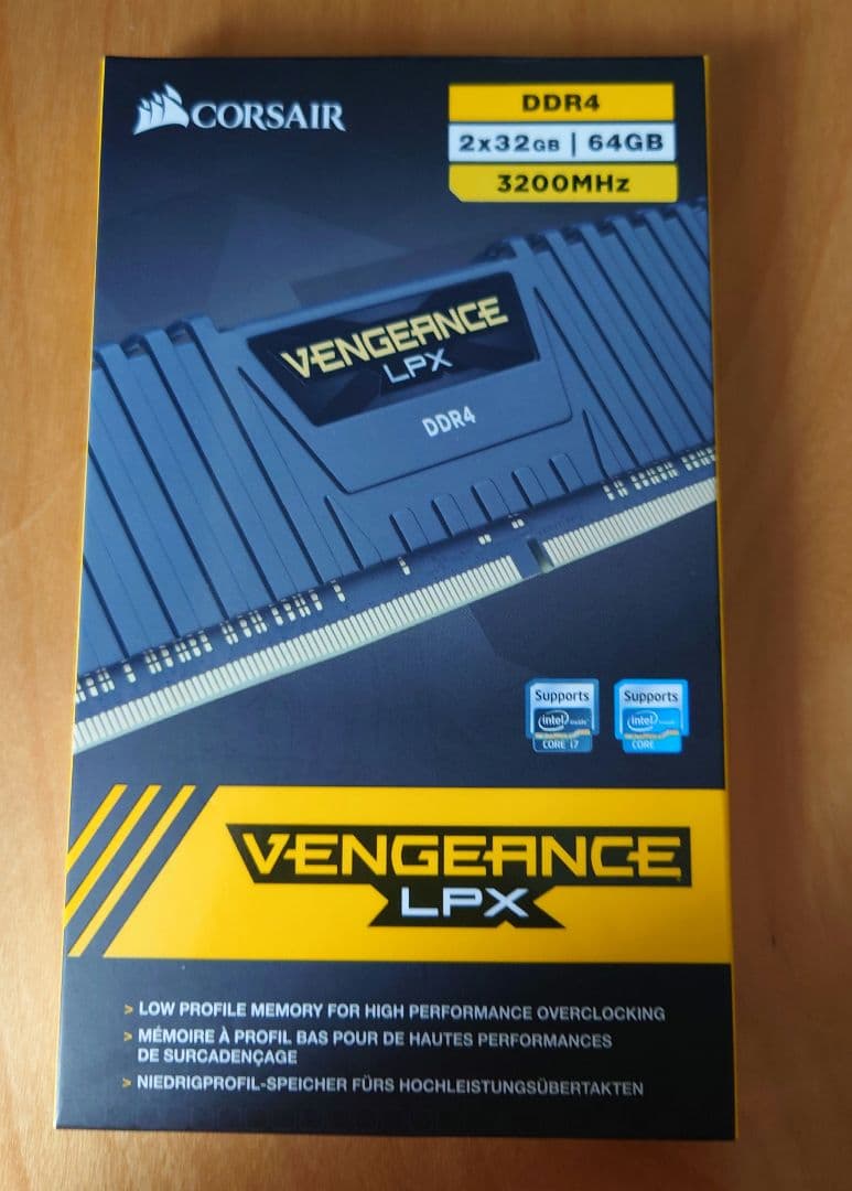 送料無料VENGEANCE LPX (1 x 32GB) DDR4 DRAM