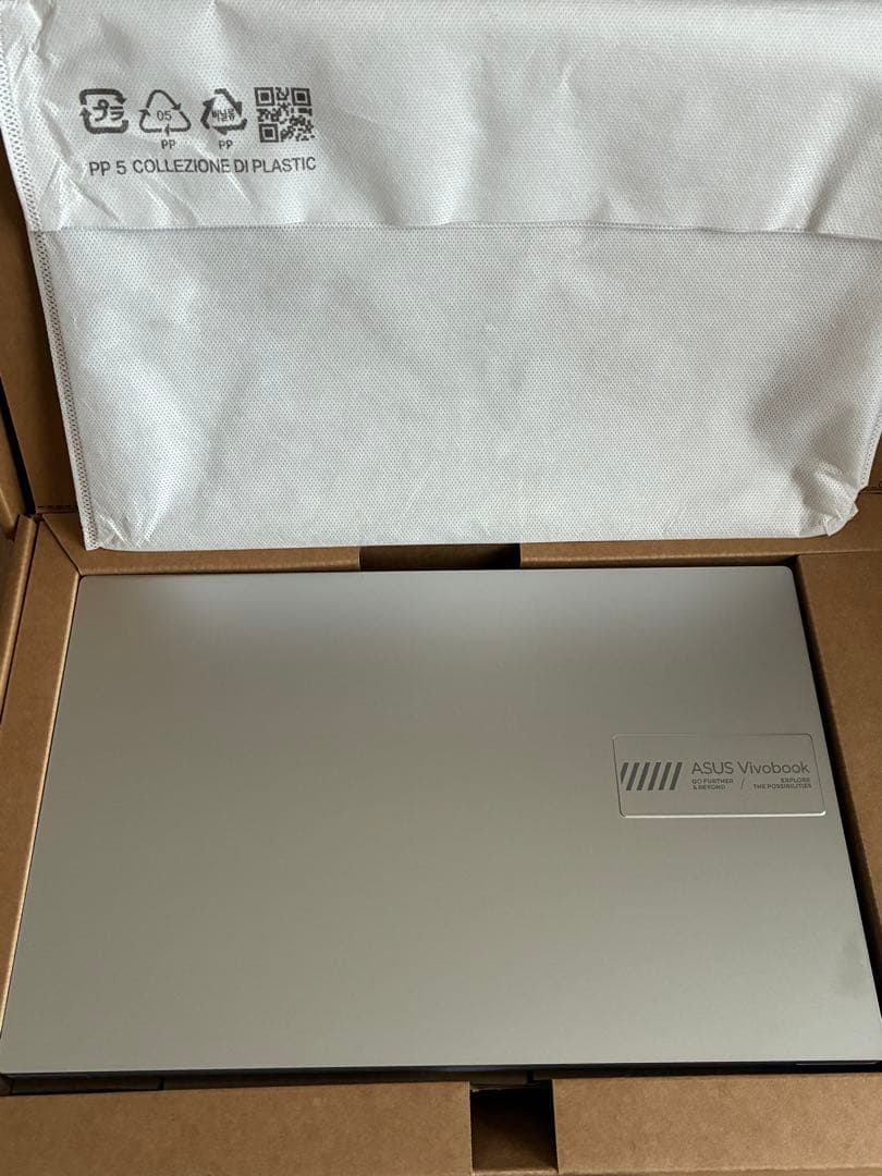 【一度のみ起動】ASUS Vivobook Go E1404FA シルバー