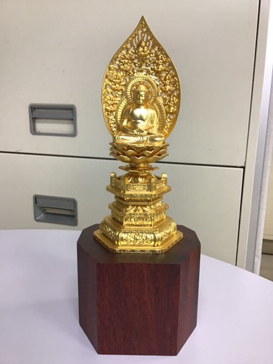 貴重逸品　未使用　本花梨の仏像台　12.5×10.0×H9.0  1.0kg