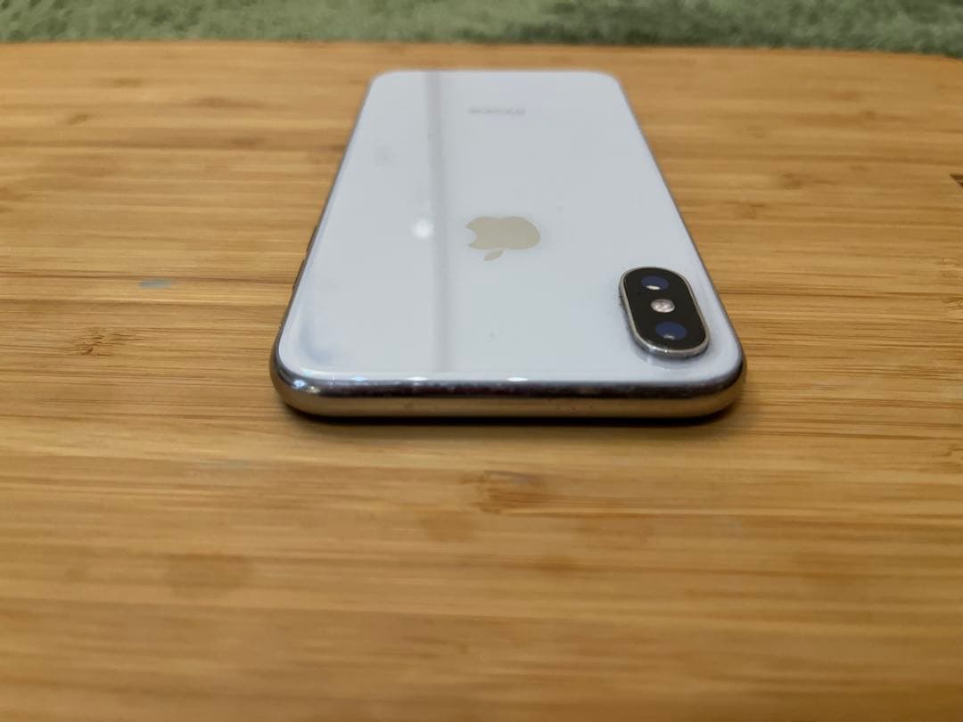 Apple iPhone X 本体64GB 電池100%
