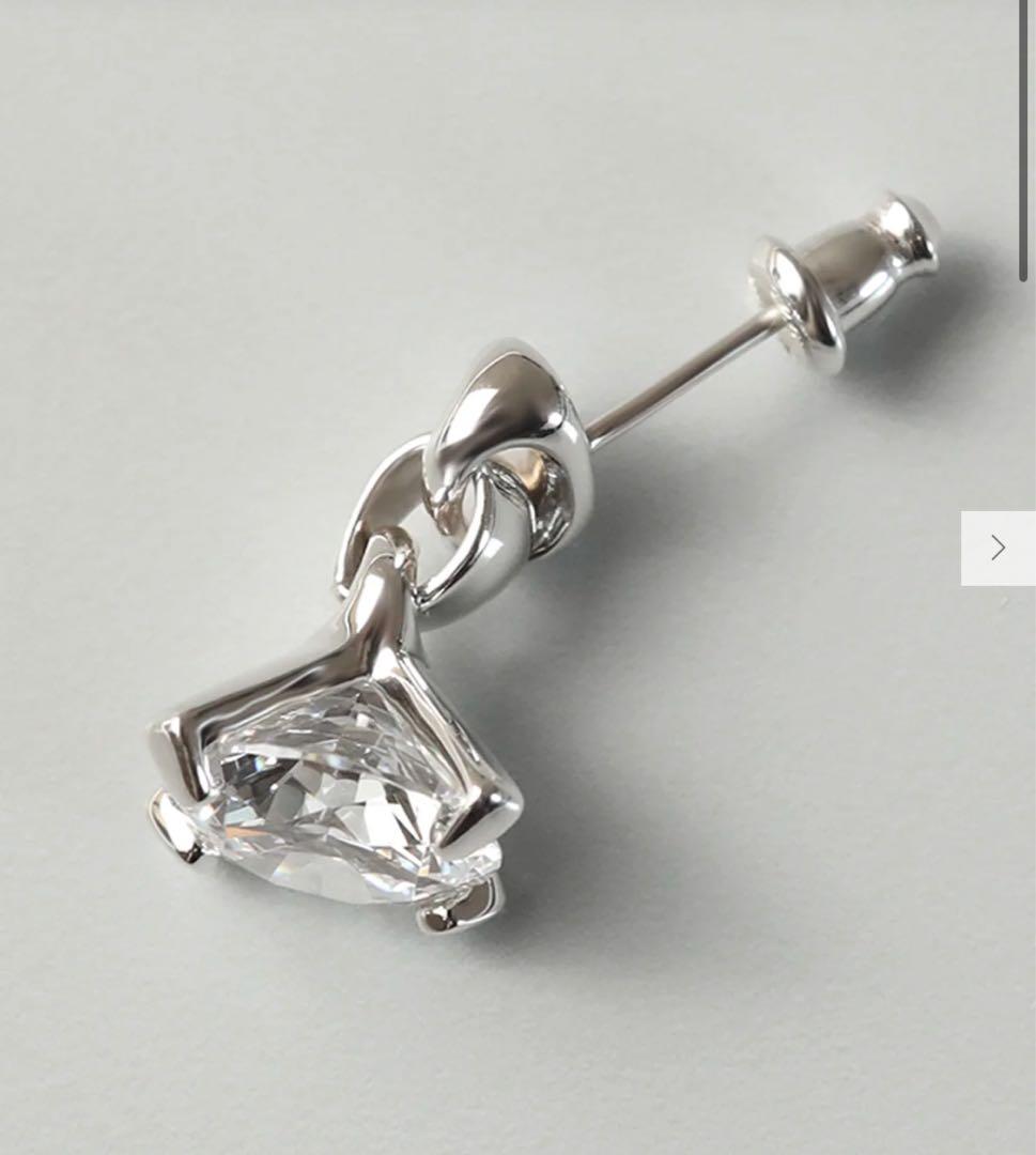 e.m. 片耳　ピアス