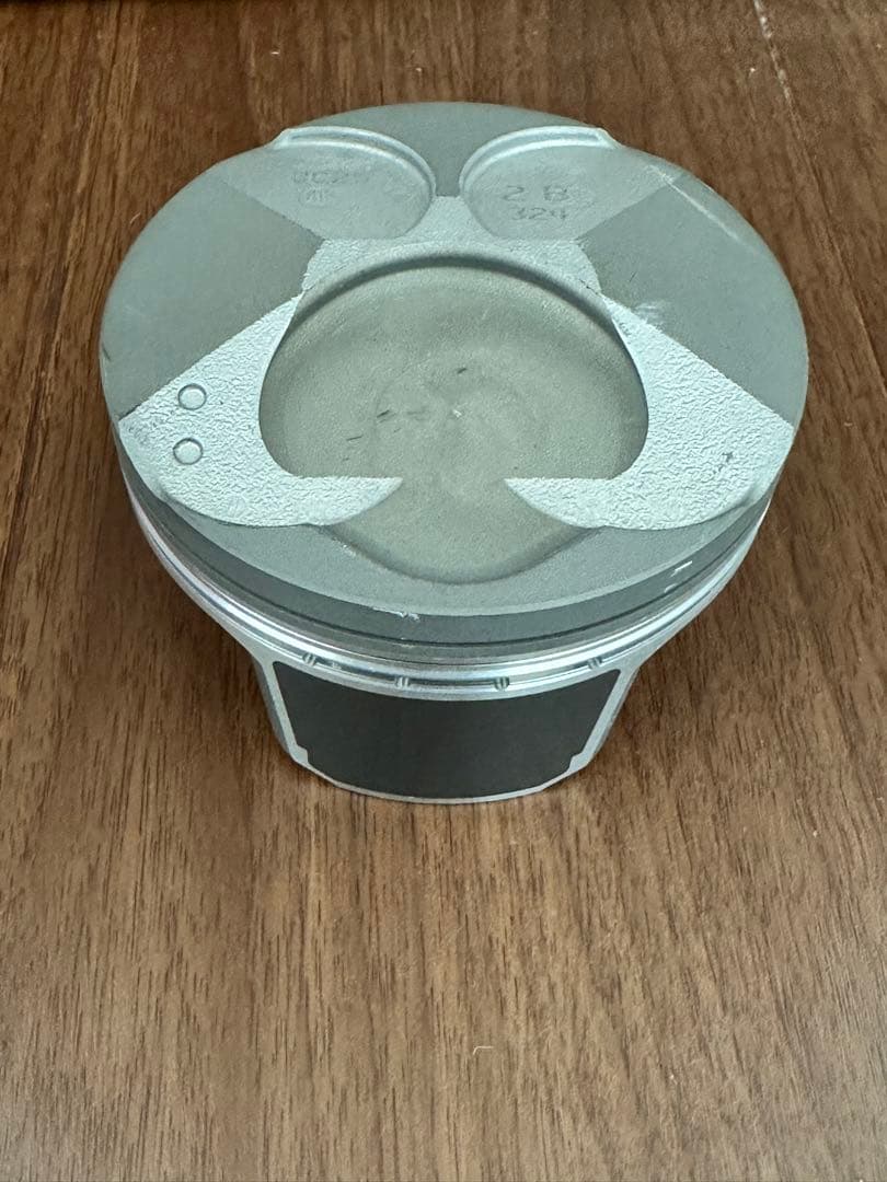 2UR-GSE ピストンLEXUS レクサス RC-F GS-F LC500