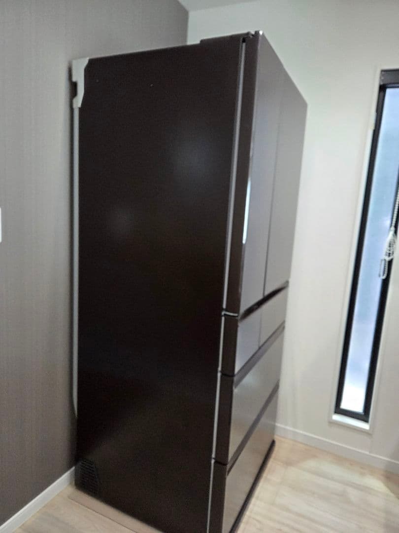 三菱電機　冷蔵庫700l　MR-WXD70G-XT1　2022年製