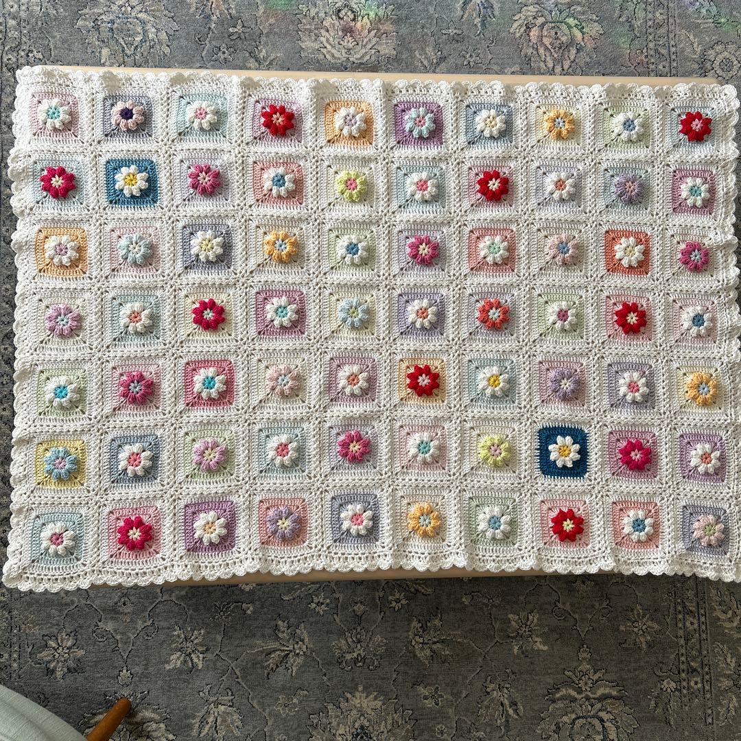 ぷっくり。お花のモチーフ編み マルチカバー ブラケット