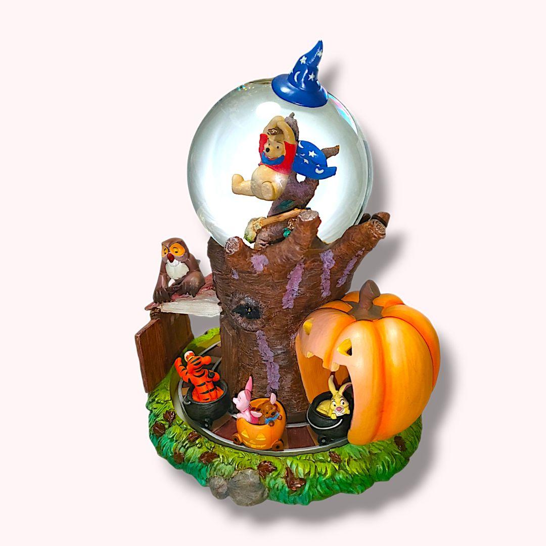 プーさん＊スノードーム オルゴール フィギュア スノーグローブ ハロウィン
