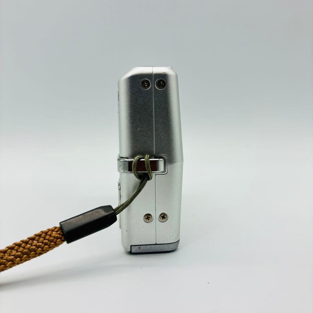 CASIO EXILIM EX-Z700 シルバー カシオ デジカメ 動作確認済