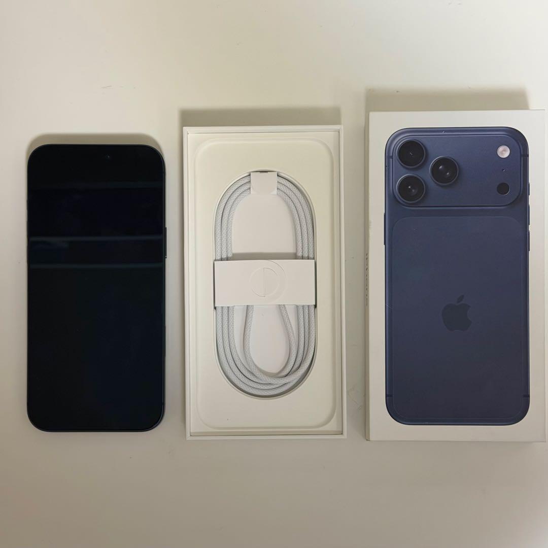 iPhone 17 pro max ディープブルー 256GB