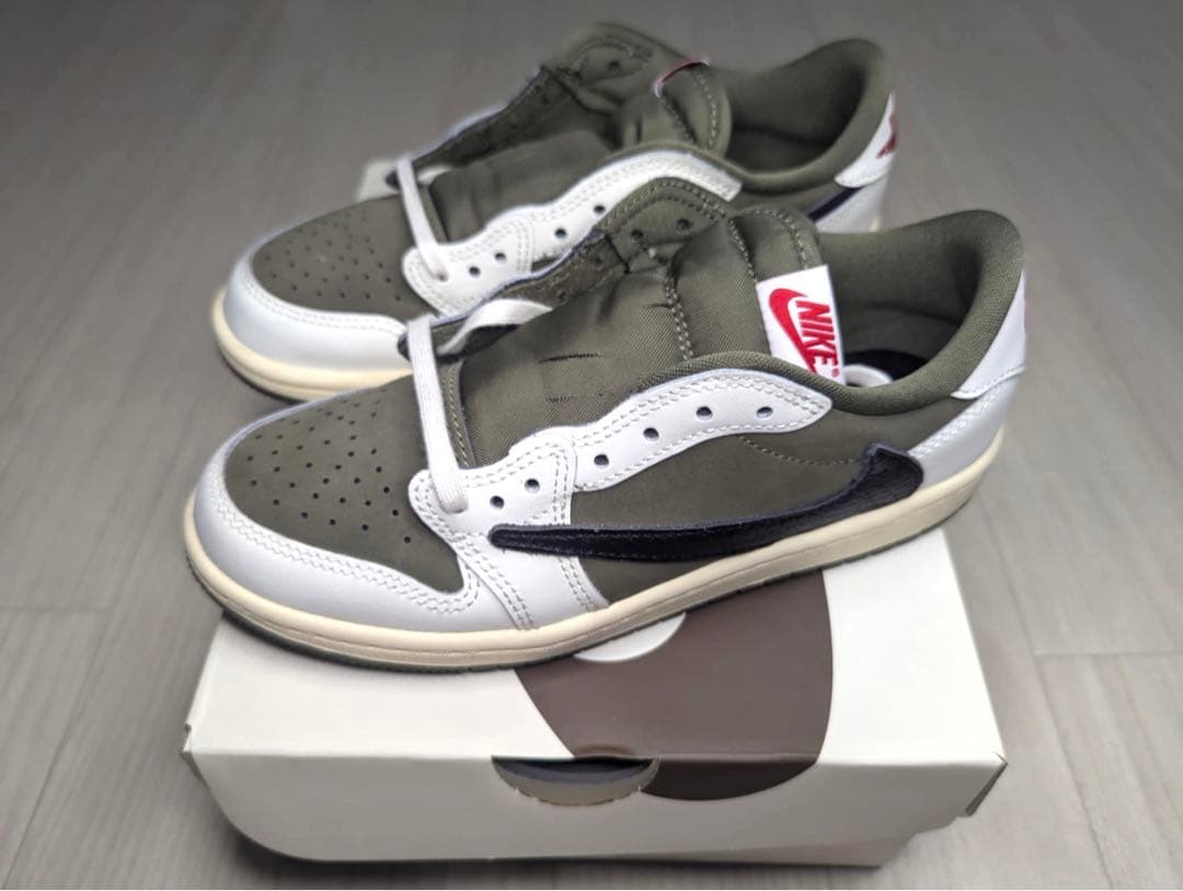 スニーカー Travis Scott Nike Reverse Olive 21cm