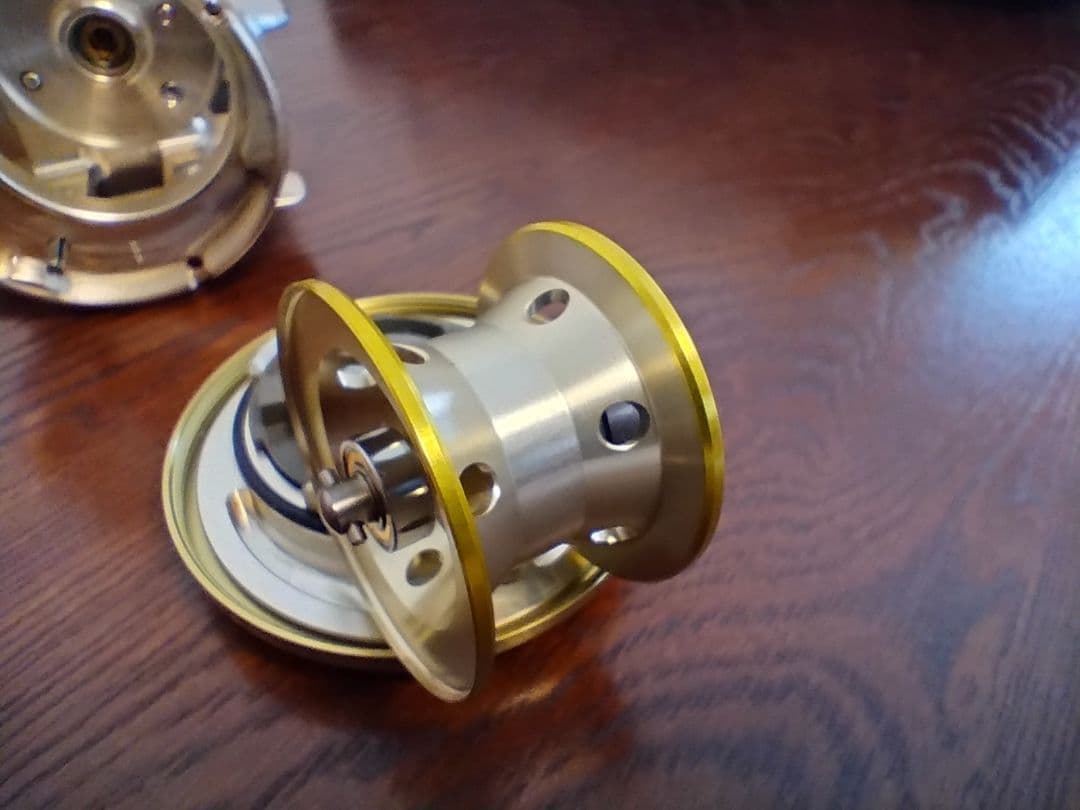 ダイワ　DAIWA　ミリオネア　CVZ205