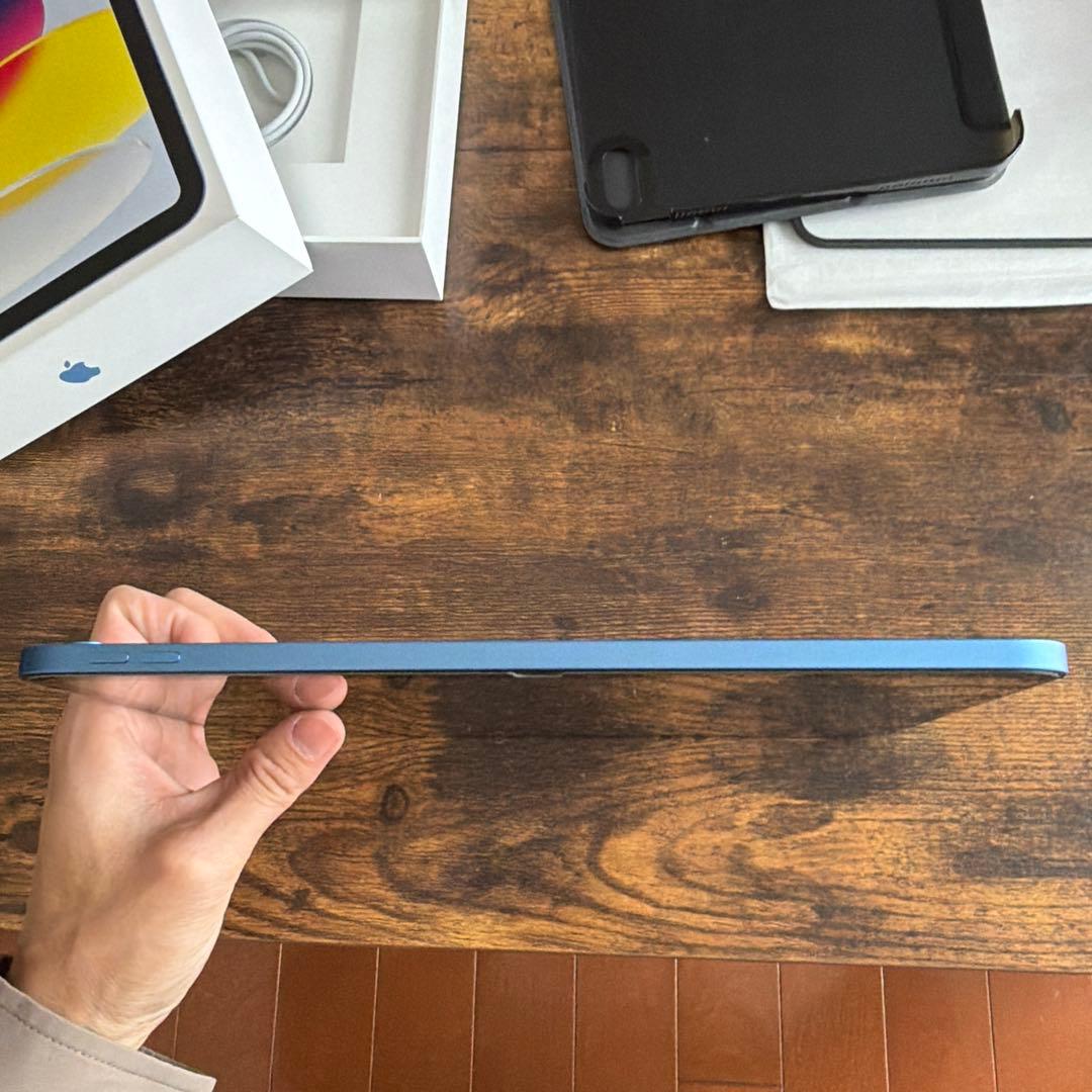 iPad 本体 ブルー　第10世代　64GB