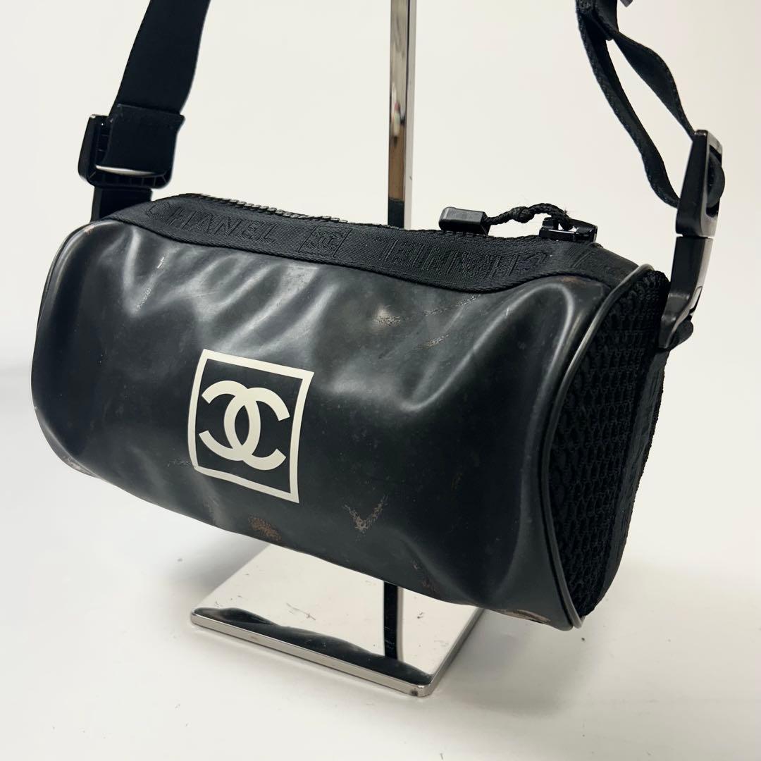あちゅ CHANEL スポーツライン　ナイロン　ショルダーバッグ