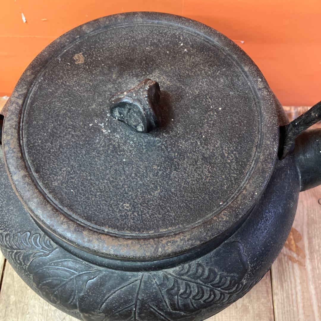 D-4 南部鉄器 利休堂 鉄瓶 鋳物 伝統工芸 桐葉紋 桐紋 茶道具 和食器