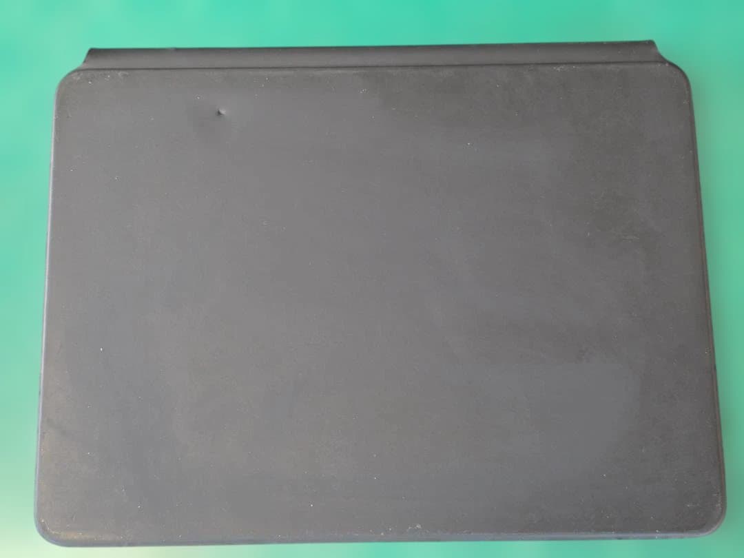 iPad Pro 11インチ 第4/3/2/1世代用 純正マジックキーボード