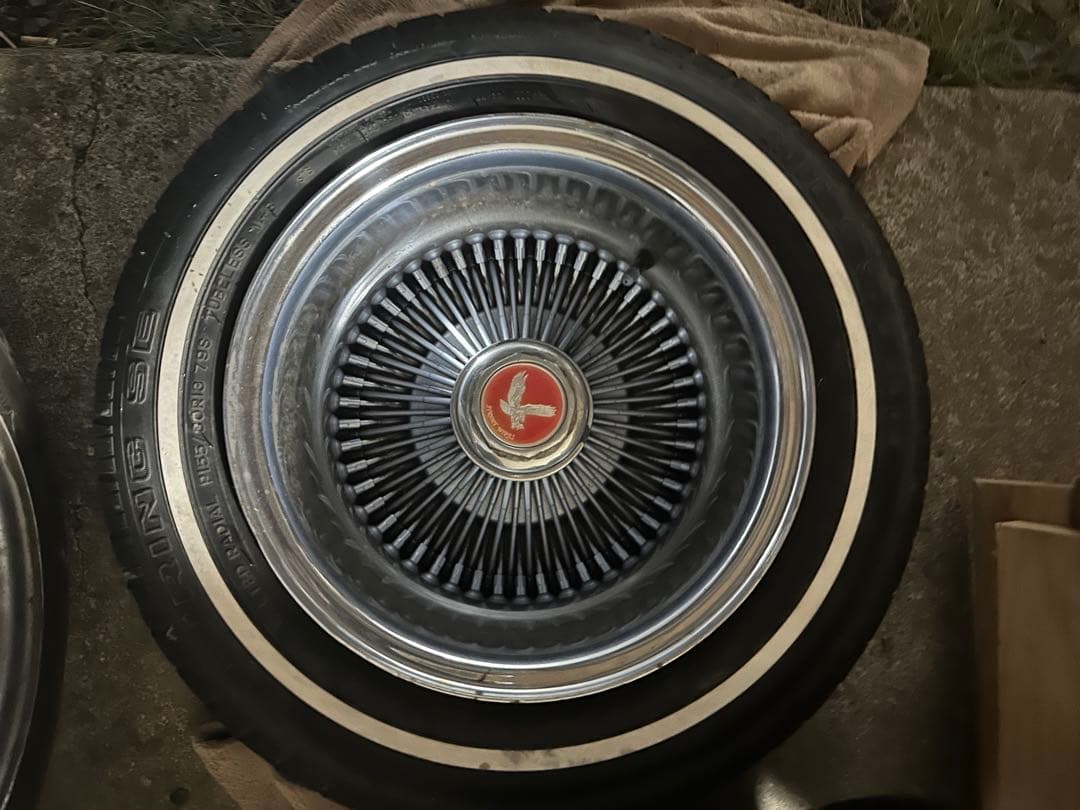 e*f様 ローライダーインパラ13インチタイヤ4本