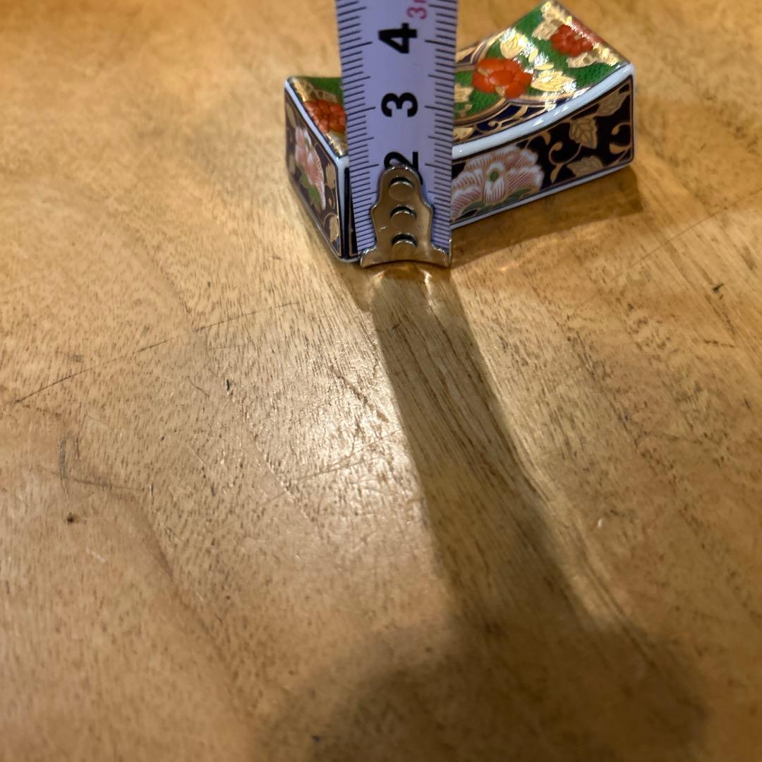 庫山窯　古伊万里　箸置き　15個　金彩　藍地金唐草　(全15個) 箱付き