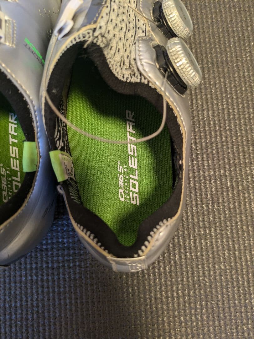 Q36.5ユニークシューズサイズEU39.5