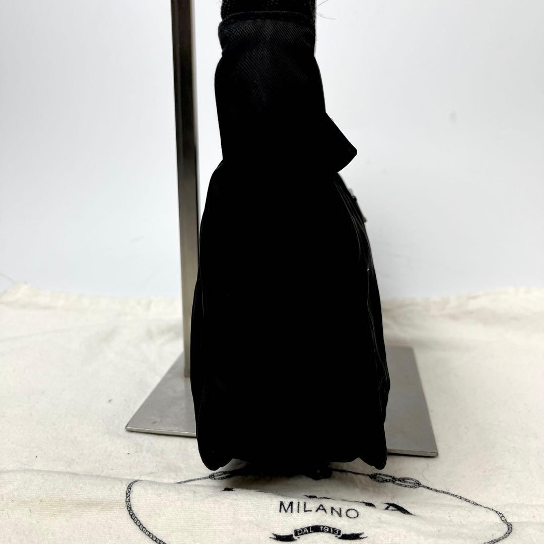 ✨極美品✨プラダ アクセサリーポーチ ハンドバッグ 三角ロゴ テスートナイロン