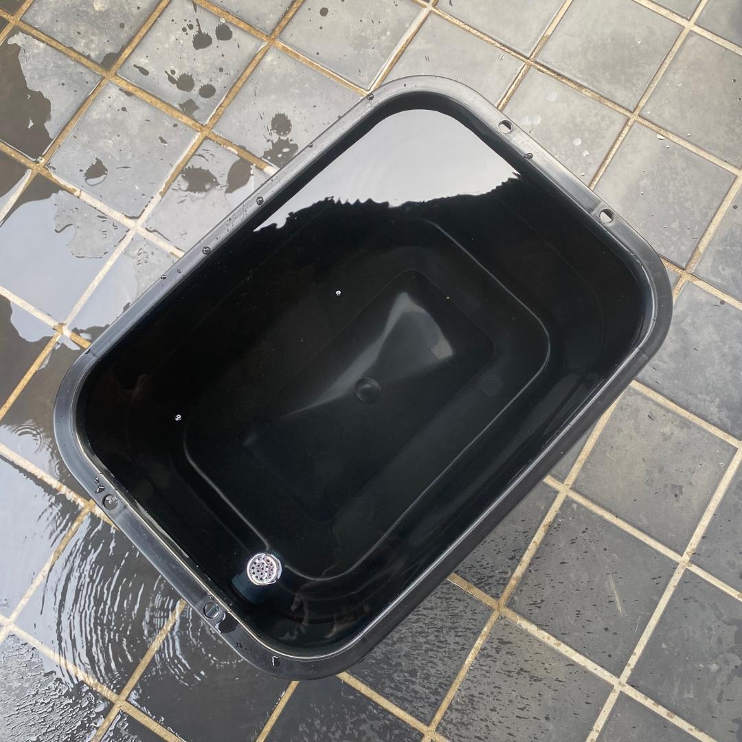 メダカ飼育ケース 36㍑x4個（4色あり）大雨対策付 めだか飼育容器 金魚鉢