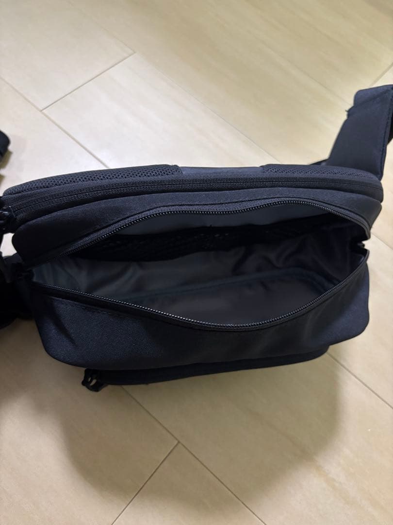 POMULU ヒップシート ボディバッグ