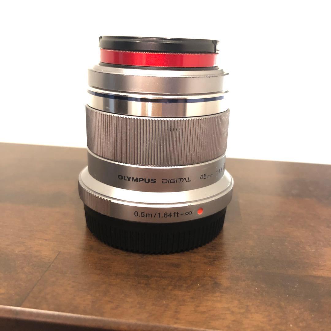 OLYMPUS 45mm F1.8 レンズ