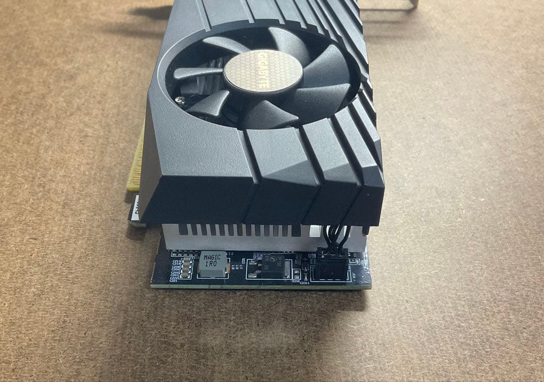 グラフィックボード・グラボ・ビデオカード GIGABYTE GV-N1656D6-4GL