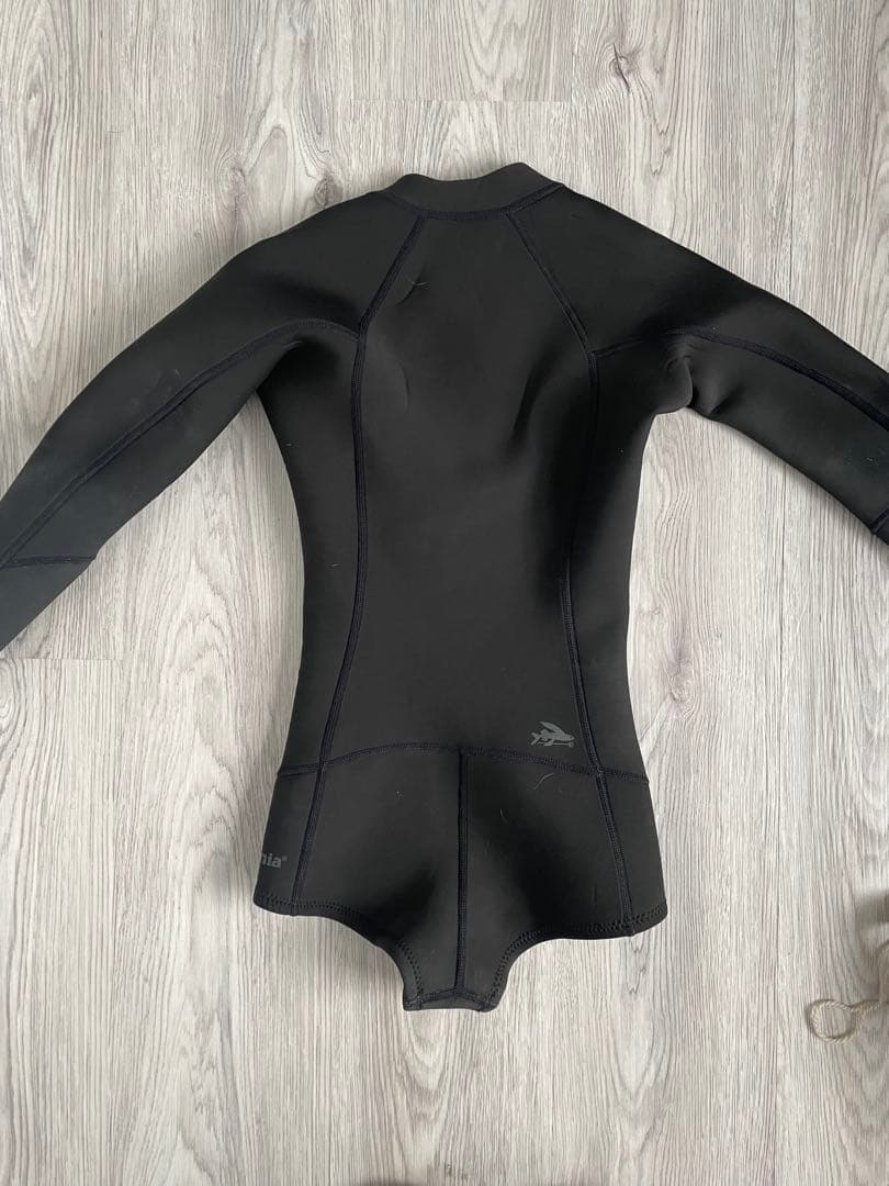 patagonia ロングスリーブスプリングウェットスーツ ブラック sサイズ