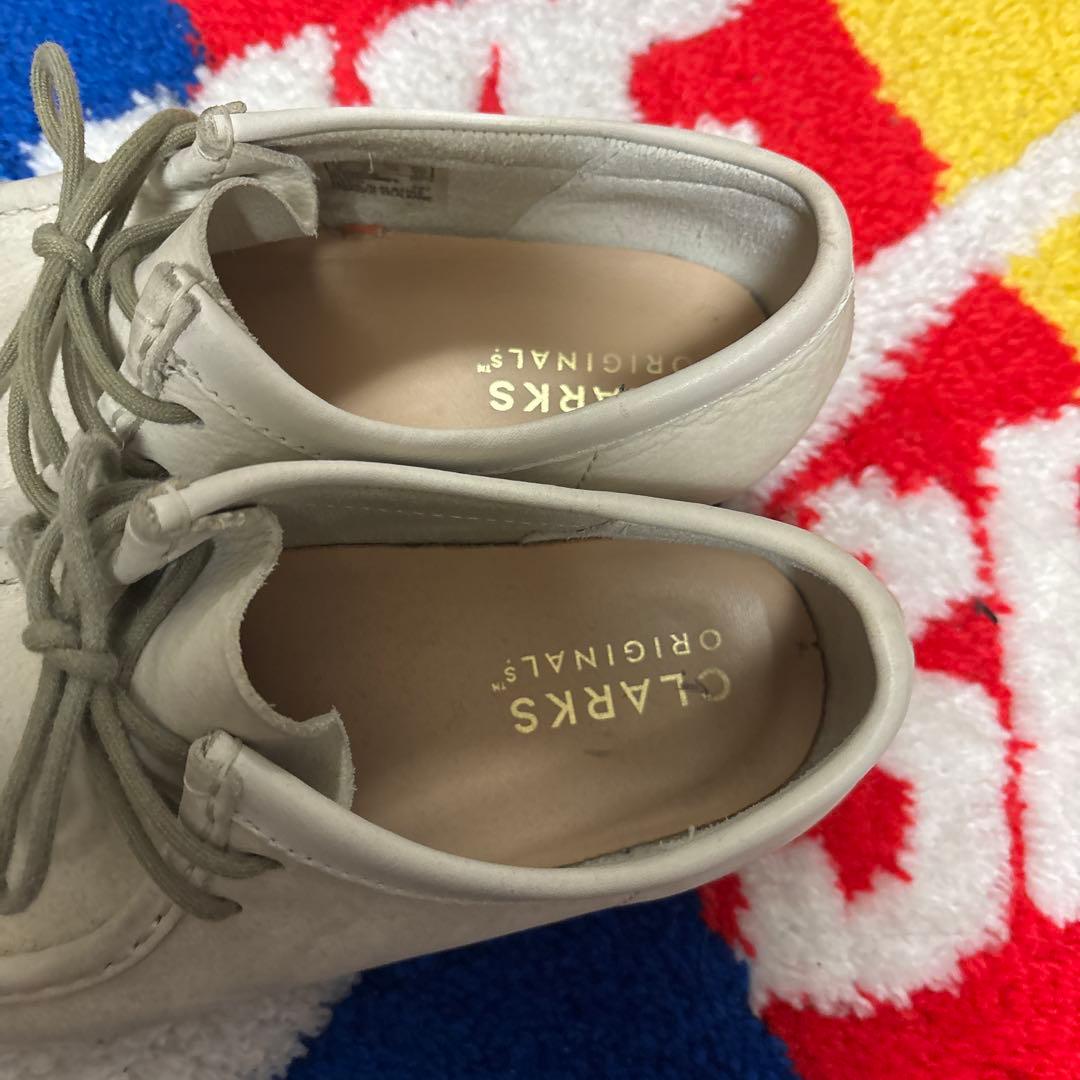 Clarks ワラビー　ホワイト
