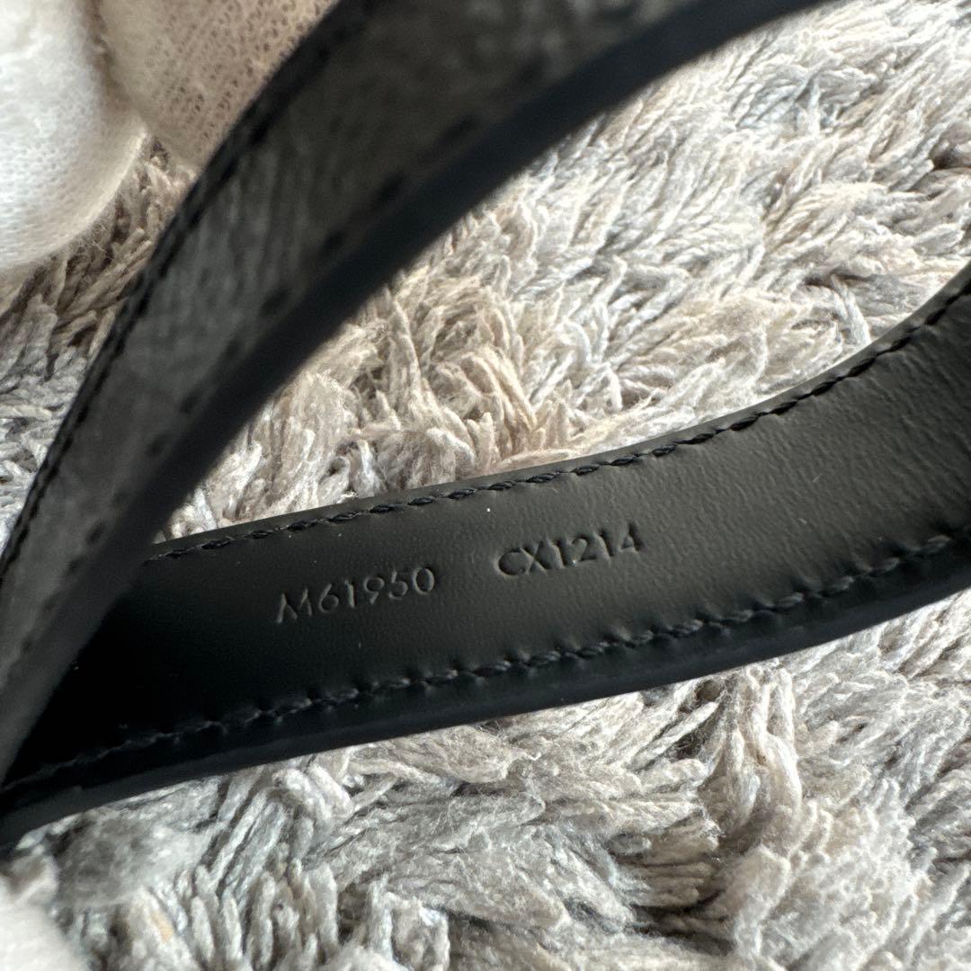 LOUIS VUITTON モノグラム ポルトクレ ドラゴンヌ M61950