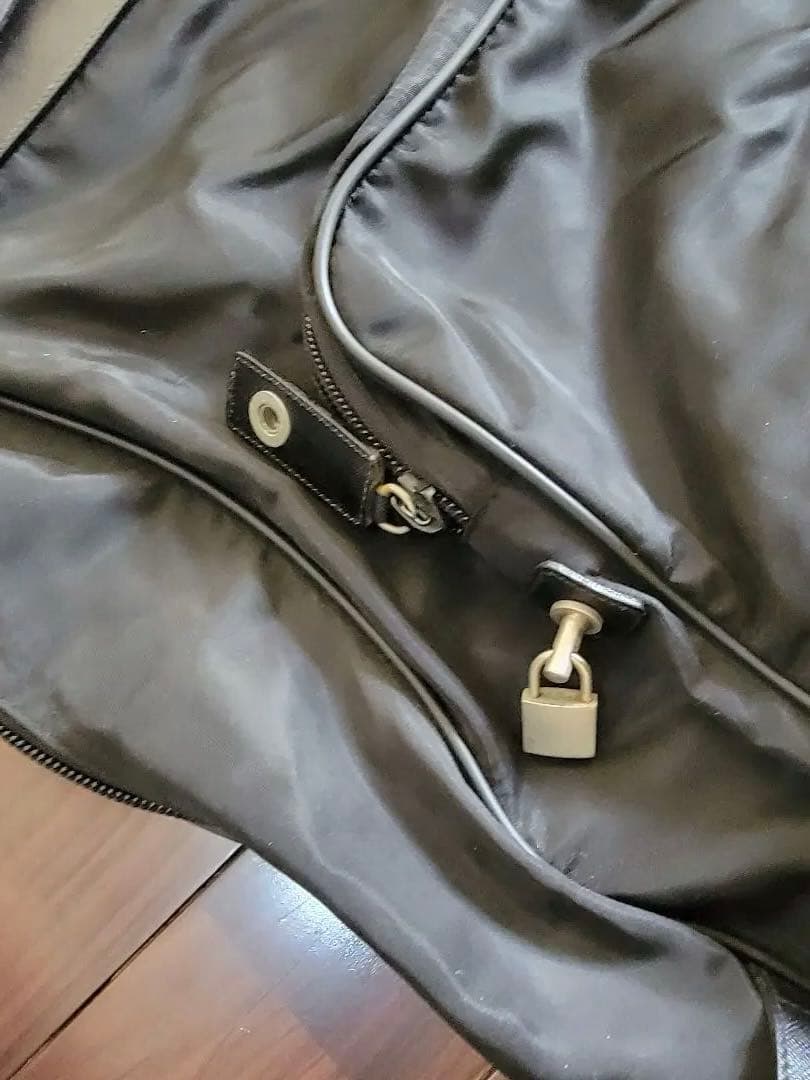 PRADA プラダ ガーメントバッグ 旅行バッグ ナイロン ブラック ショルダー