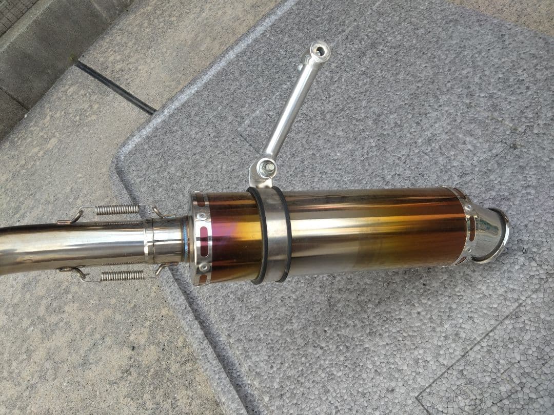 リアライズ　エイプ　100 マフラー　ステンレス　中古